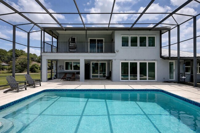 Building Photo - 149 Ponce De Leon St