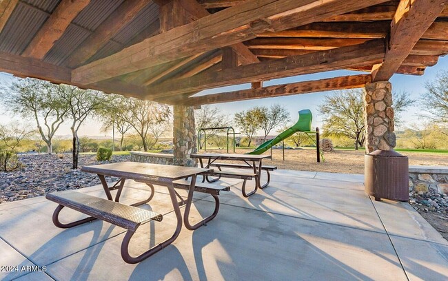 Building Photo - 27057 N Skipping Rock Rd