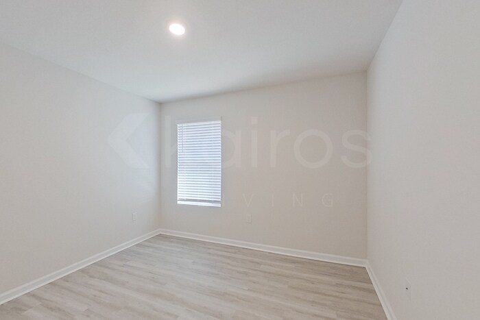 Building Photo - 4647 Malay Cir