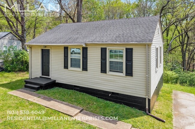 Building Photo - Charming 2BR Cottage Near Downtown Clarksville