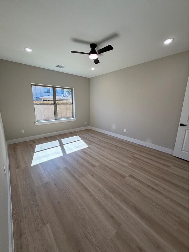 Building Photo - 2523 Liguria Ln