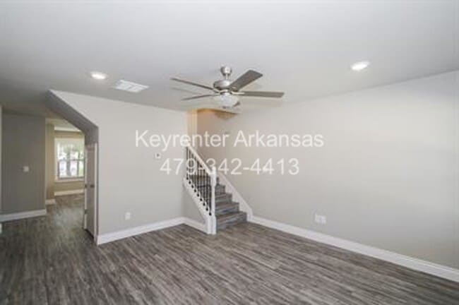 Building Photo - Awesome home with great location in Rogers