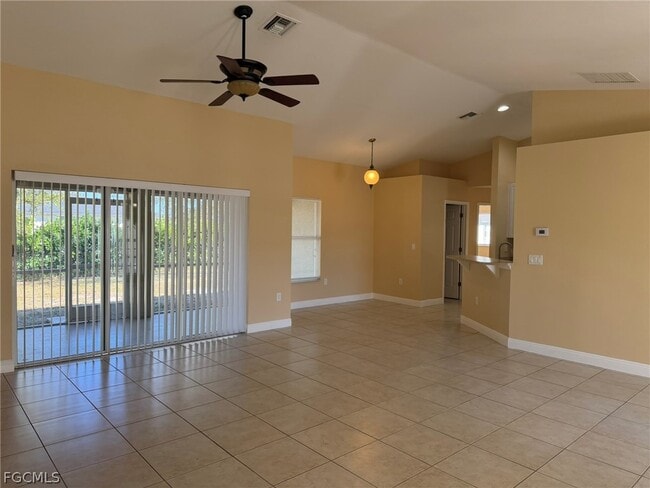 Building Photo - 2553 NW 21st Ave