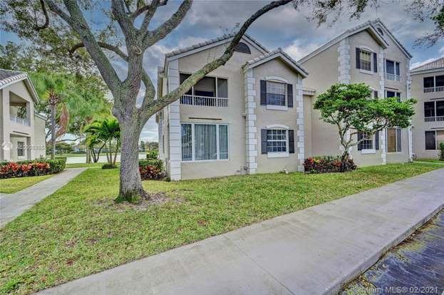 Building Photo - 2850 N Oakland Forest Dr