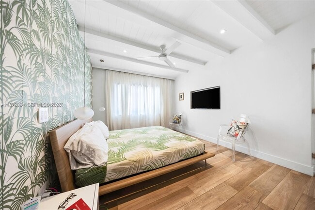 Building Photo - 1141 NE 90th St