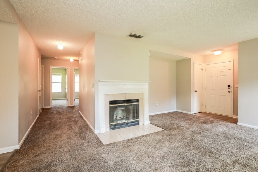 Building Photo - 5690 Chirping Way W
