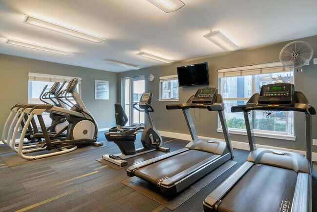 Building Photo - Ellington at Bellevue