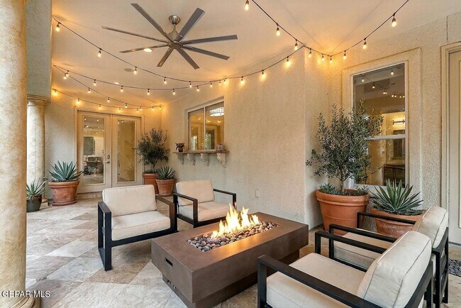 Building Photo - 6528 Calle Placido Dr