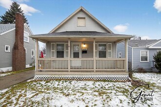 Building Photo - 3 bedroom ranch $1250