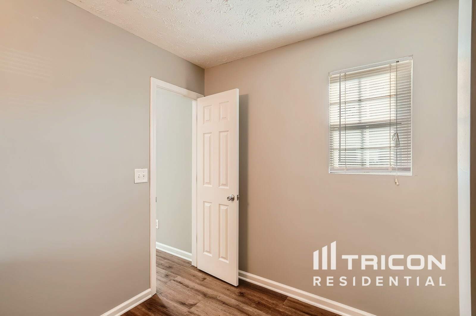 Building Photo - 1476 Steam Engine Way NE