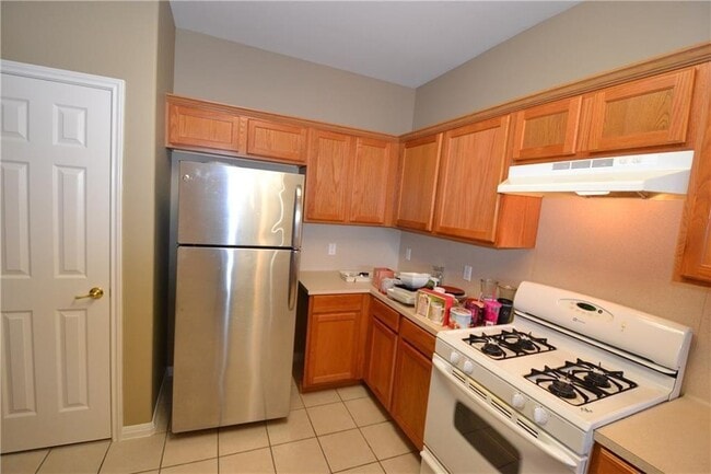 Building Photo - 5624 Toscana Ave