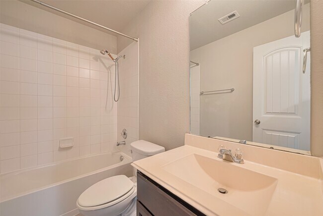 Building Photo - 3010 Veeder Pass Ln