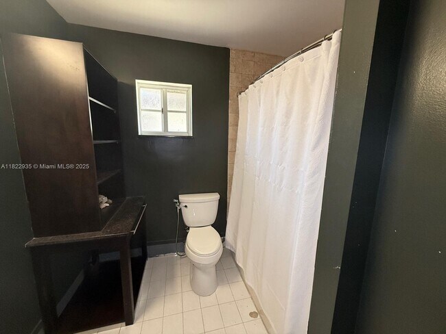 Building Photo - 3461 SW 154th Ct