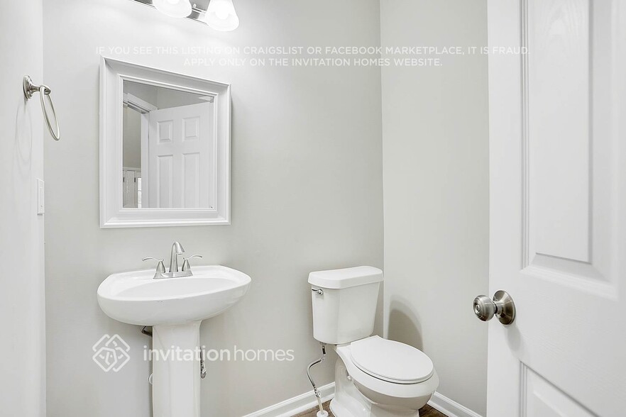 Building Photo - 849 Ashton Oak Cir