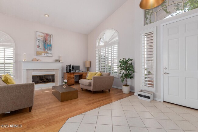 Building Photo - 5839 W Bloomfield Rd