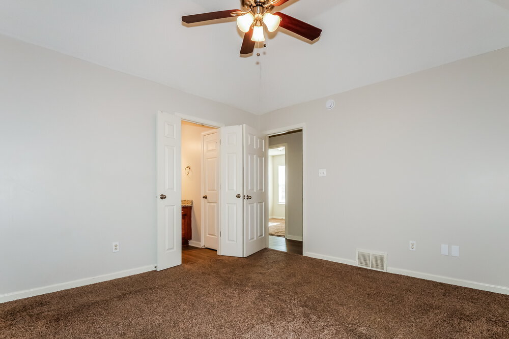 Building Photo - 10104 Cross Hill Dr