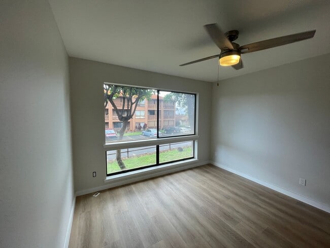 Building Photo - 3740 Lower Honoapiilani Rd