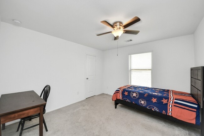 Building Photo - 26915 Wilderye Cv Ln