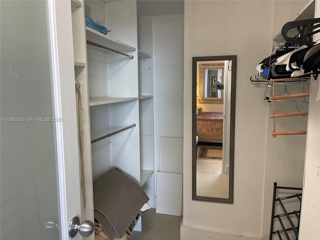 Building Photo - 3001 S Ocean Dr