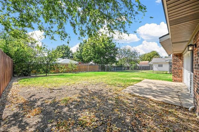 Building Photo - 618 Shadyglen Dr