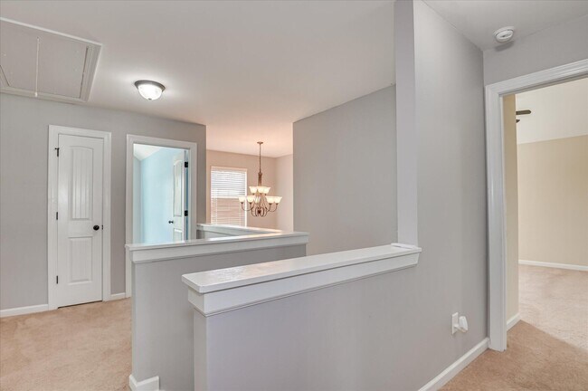 Building Photo - 1543 Driftwood Ln