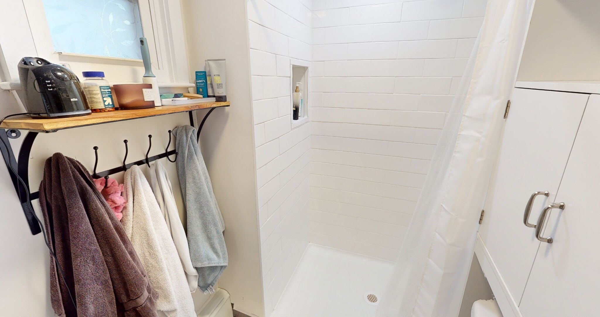 Building Photo - 224 Banks St