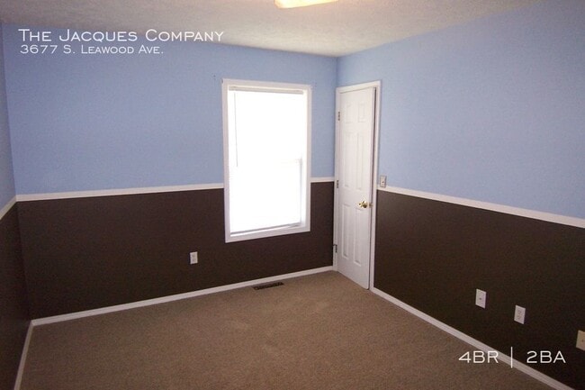 Building Photo - 3677 Leawood Ave