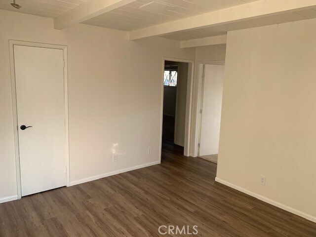 Building Photo - 3209 W 110th St