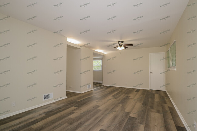 Building Photo - 830 Mullanphy Ln