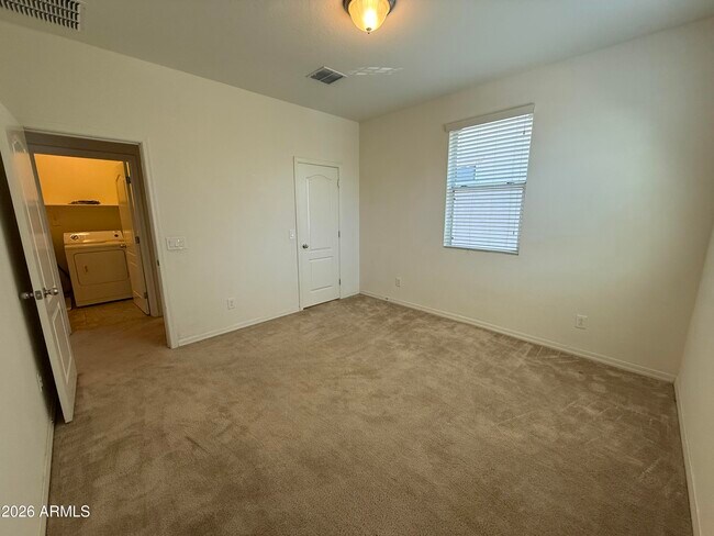 Building Photo - 4258 E Pony Ln