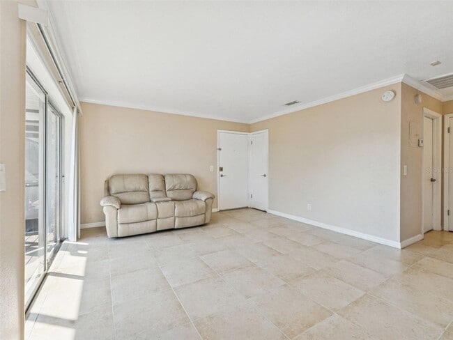 Building Photo - 13693 Orange Sunset Dr