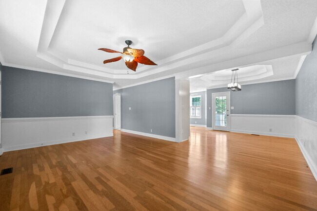 Building Photo - 944 Sable Dr