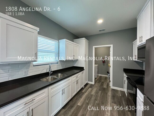 Building Photo - 1808 Angelina Dr