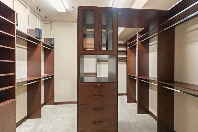 Building Photo - 7414 Newbury Trail