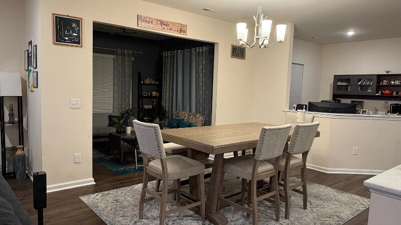 Building Photo - 321 Brk Pne Trl