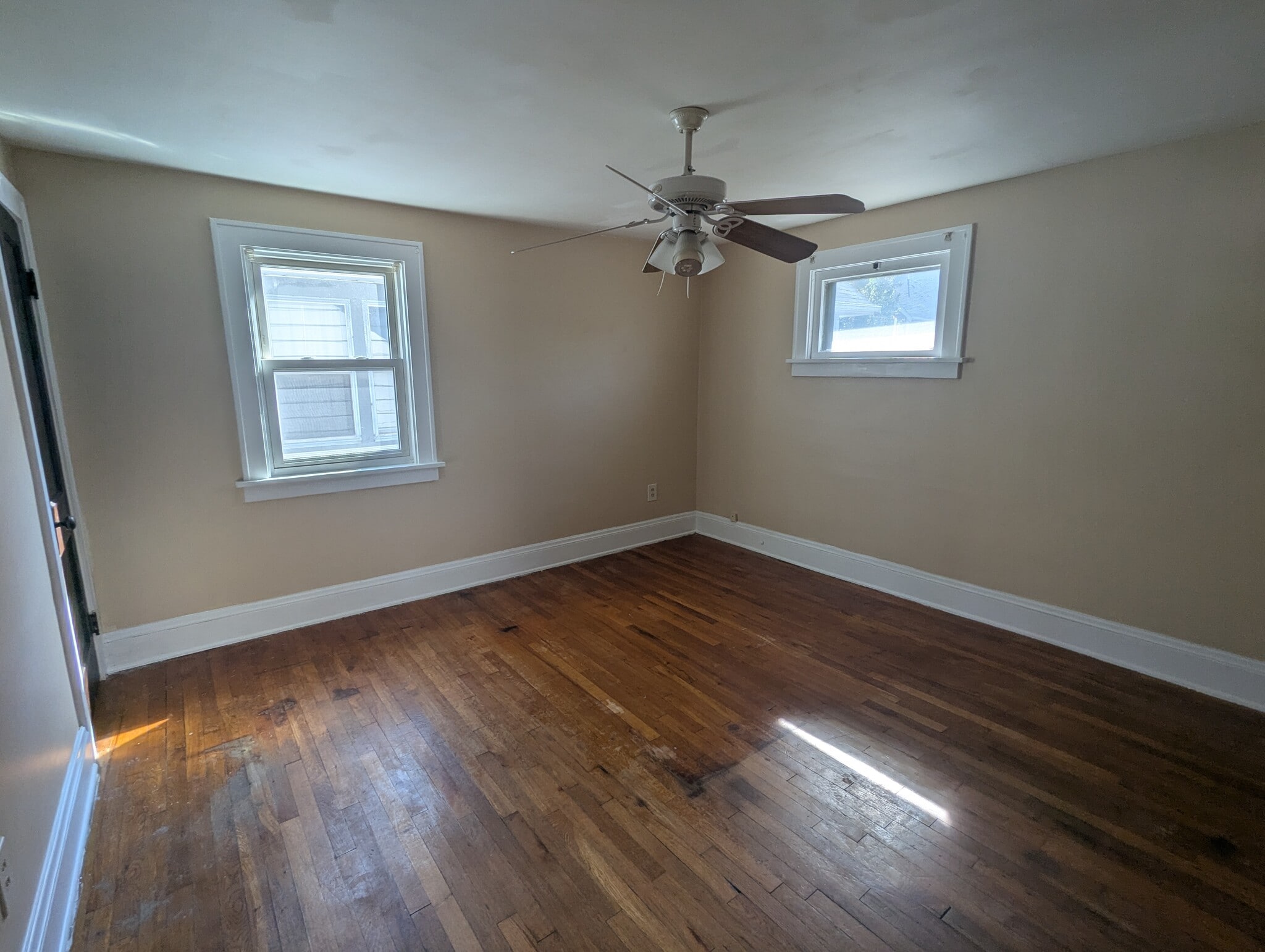upstairs bedroom #2 - 2401 Natchez Ave