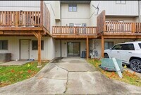 Building Photo - 315 Foxfire Dr