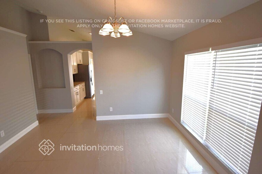 Building Photo - 3281 Falcon Point Dr