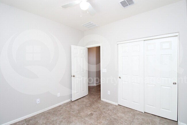 Building Photo - 5217 S 17th St