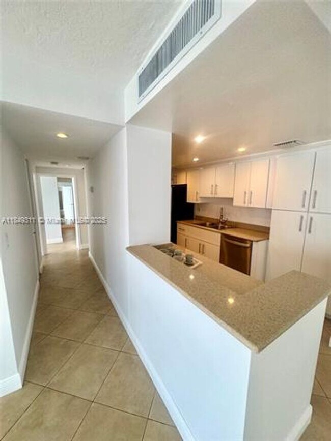 Building Photo - 2451 Brickell Ave