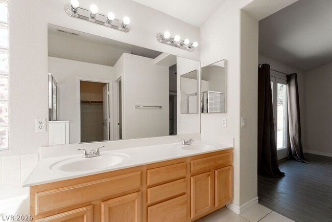 Building Photo - 681 Quiet Stream Ct