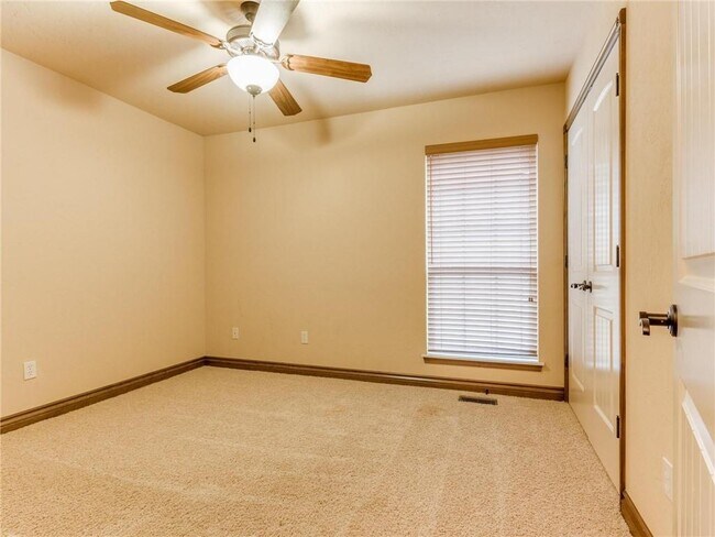 Building Photo - 4908 Arbuckle Dr