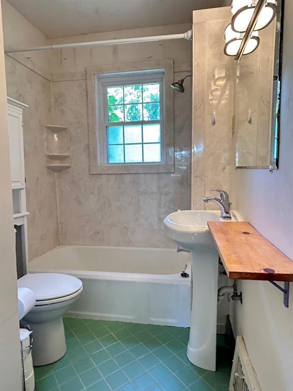 Building Photo - 1055 Pollard Ave