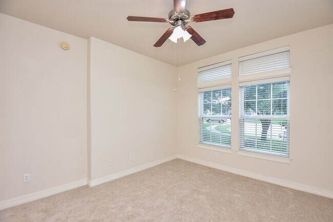 Building Photo - 2403 Galleon Point Ct