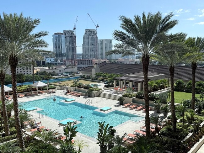 Building Photo - 550 Okeechobee Blvd