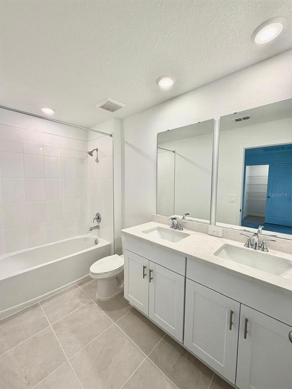 Building Photo - 4555 Windy Oak Wy