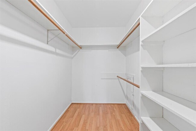 Building Photo - 4702 Owens Creek Ln