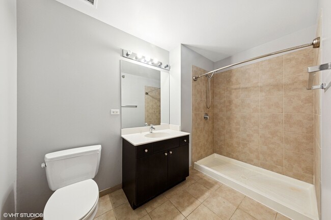 Building Photo - 235 W Van Buren St