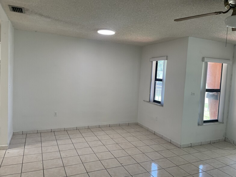 Building Photo - 1993 W 2nd Ave