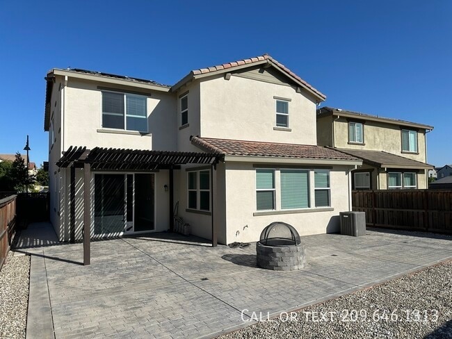 Building Photo - 17624 Monroe Dr